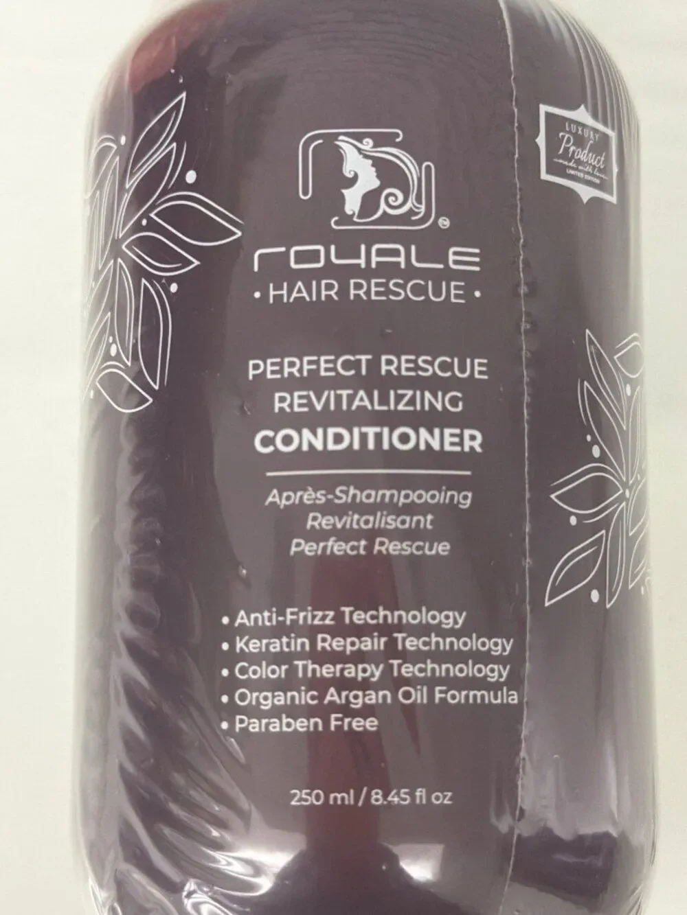 Royale features hair